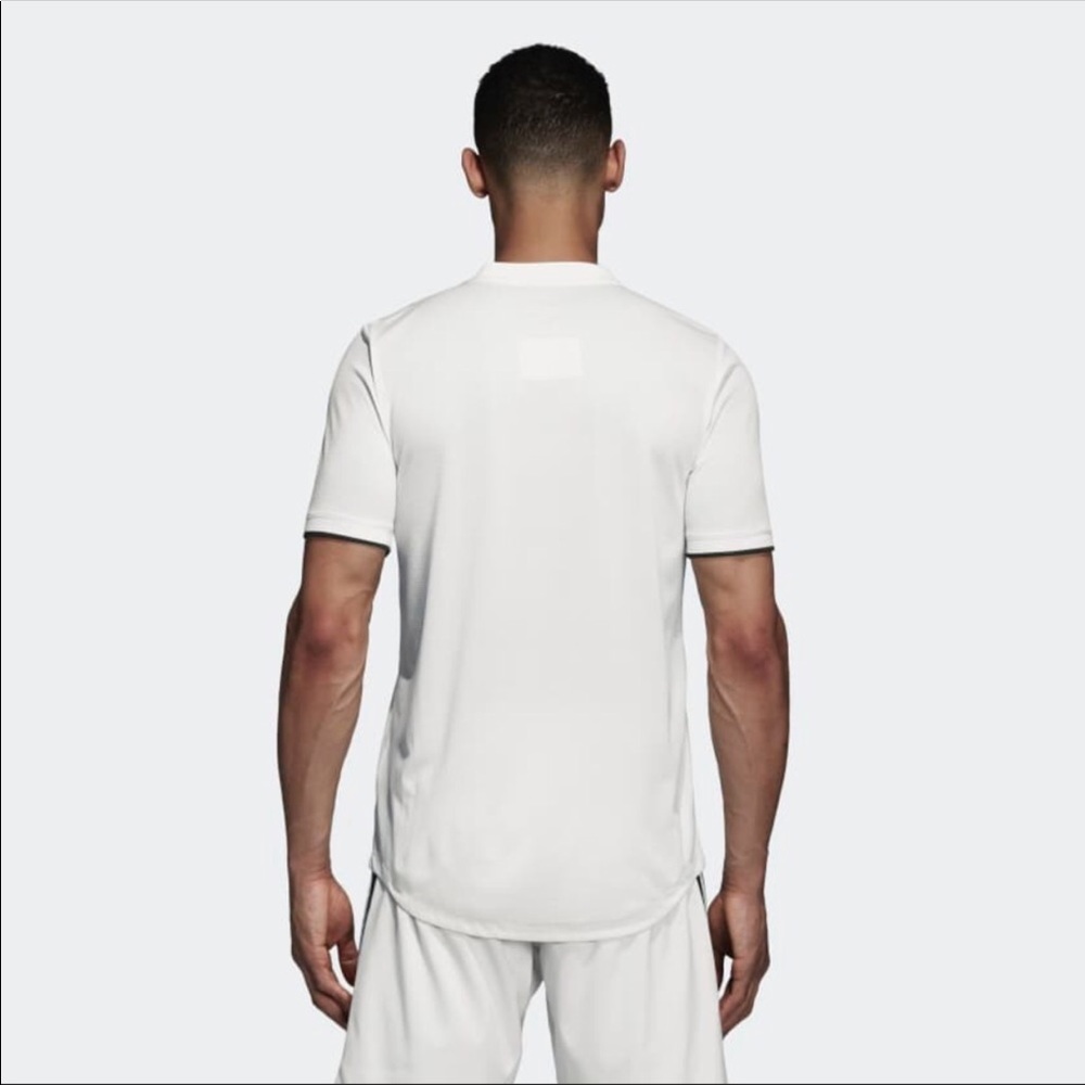 Adidas REAL MADRID HOME AUTHENTIC JERSEY CG0561 - Picture 6 of 8